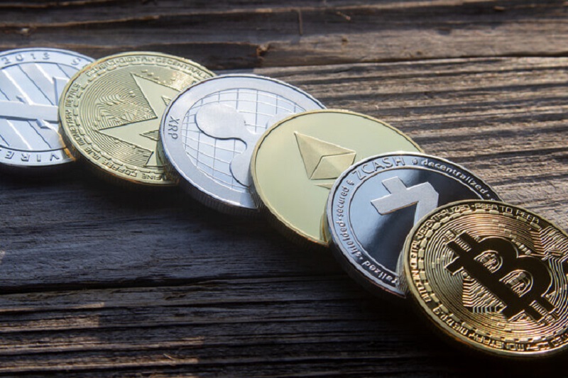 What Are Altcoins? A Beginner’s Guide to Crypto Beyond Bitcoin